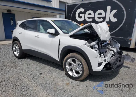 2025 Chevrolet Trax Ls z USA, uszkodzony, nr VIN KL77LFEP0SC079568